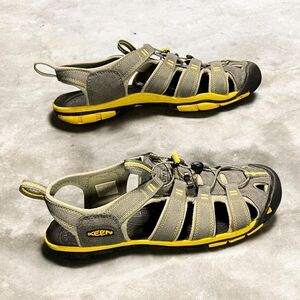 Keen Sandals Mens 10.5 Black Clearwater CNX Water Hiking Sport Outdoor Shoes